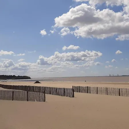 Le Petit Bleu De Didonne 28M2 150 M De La Plage Avec Balcon Saint-Georges-de-Didonne Exterior photo