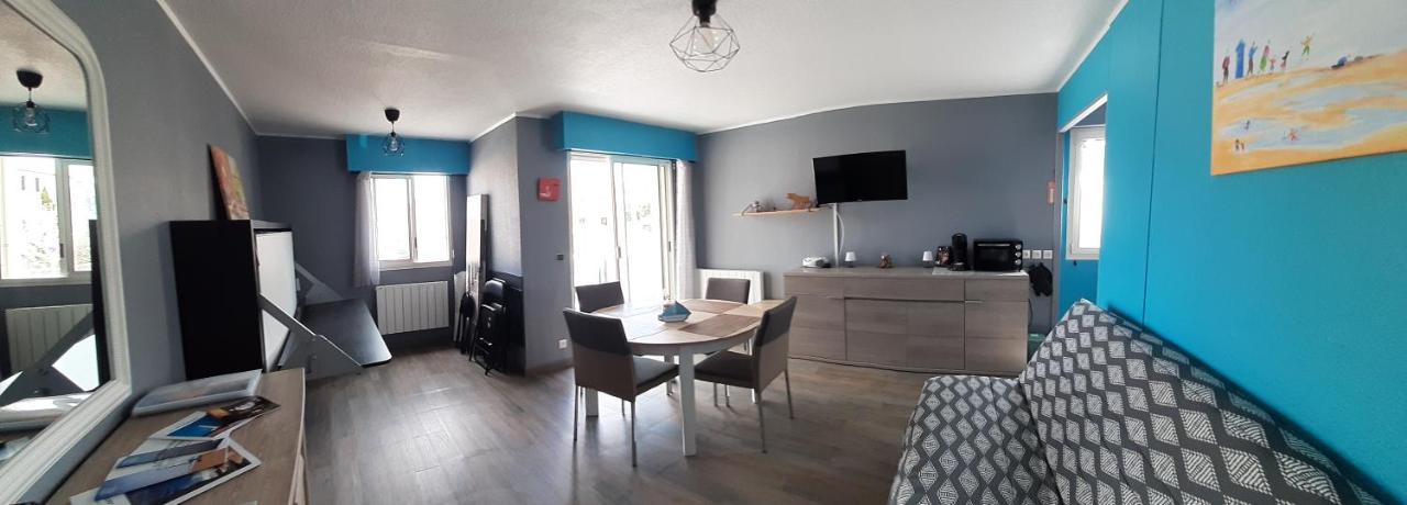 Apartment Le Petit Bleu De Didonne 28m2 150 M De La Avec Balcon